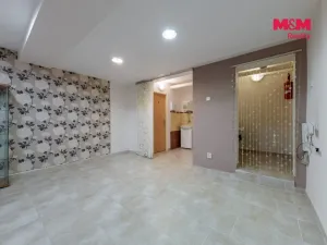 Prodej obchodního prostoru, Karlovy Vary - Drahovice, Vítězná, 147 m2
