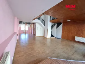 Prodej obchodního prostoru, Karlovy Vary - Rybáře, Sokolovská, 120 m2