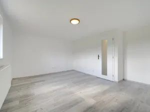 Pronájem chaty, Svojetice, V Zátiší, 86 m2