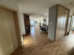 Prodej rodinného domu, Klešice, 212 m2