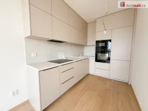 Pronájem bytu 2+kk, Uherské Hradiště, Zahrádky, 42 m2
