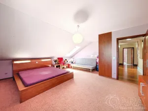 Prodej rodinného domu, Libeř - Libeň, 373 m2