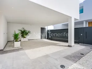 Prodej domu, Adeje, Tenerife, Španělsko, 197 m2