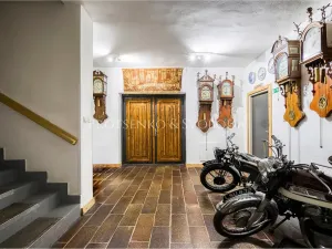 Prodej ubytování, Červená Lhota, 1220 m2