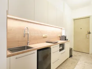 Pronájem kanceláře, Praha - Vršovice, Moskevská, 37 m2