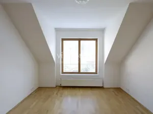 Pronájem rodinného domu, Praha - Střešovice, Nad hradním vodojemem, 350 m2