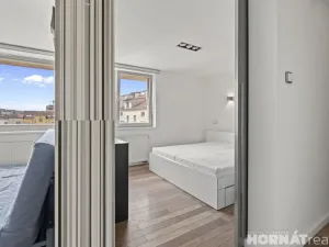Pronájem bytu 2+kk, Praha - Smíchov, U Paliárky, 47 m2