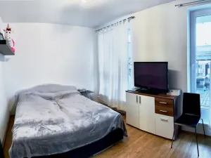Pronájem bytu 2+kk, Praha - Vysočany, Pod Harfou, 56 m2