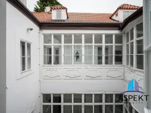 Pronájem kanceláře, Praha - Malá Strana, Sněmovní, 255 m2