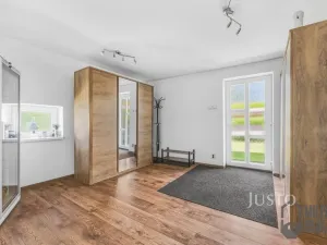 Prodej rodinného domu, Jindřichovice pod Smrkem, 205 m2
