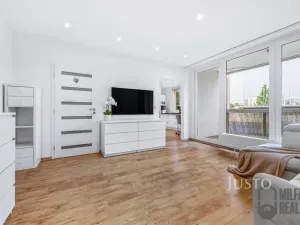 Prodej bytu 3+kk, Liberec, Podzimní, 67 m2