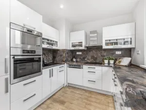 Prodej bytu 3+kk, Liberec, Podzimní, 67 m2