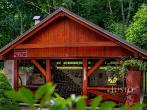 Prodej rodinného domu, Liberec - Liberec I-Staré Město, U Zoologické zahrady, 250 m2