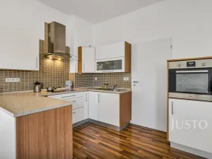 Prodej rodinného domu, Ohrazenice, 401 m2