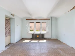 Prodej rodinného domu, Pečky - Velké Chvalovice, Dlouhá, 170 m2