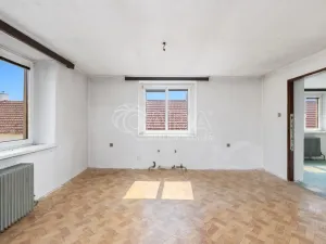 Prodej rodinného domu, Pečky - Velké Chvalovice, Dlouhá, 170 m2