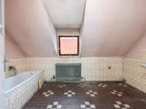 Prodej rodinného domu, Pečky - Velké Chvalovice, Dlouhá, 170 m2