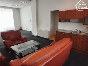 Pronájem obchodního prostoru, Ostrava - Mariánské Hory, Korunní, 20 m2