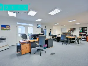 Pronájem kanceláře, Olomouc - Neředín, 500 m2