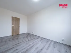 Prodej bytu 3+1, Jílové u Prahy, Holíkova, 74 m2