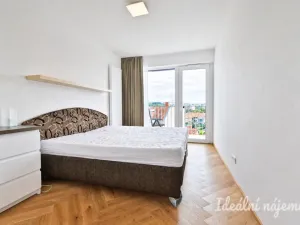 Pronájem bytu 2+kk, Brno, Poděbradova, 69 m2