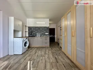 Prodej bytu 1+1, Karlovy Vary - Rybáře, Chomutovská, 38 m2