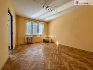 Prodej bytu 1+1, Karlovy Vary - Rybáře, Chomutovská, 38 m2