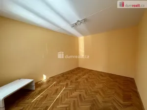 Prodej bytu 1+1, Karlovy Vary - Rybáře, Chomutovská, 38 m2