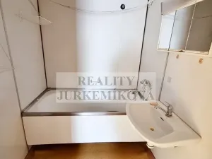 Pronájem bytu 3+kk, Velešín, Sídliště, 59 m2