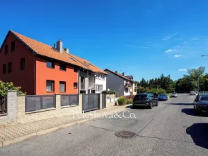 Prodej vícegeneračního domu, Praha - Štěrboholy, Pod areálem, 333 m2