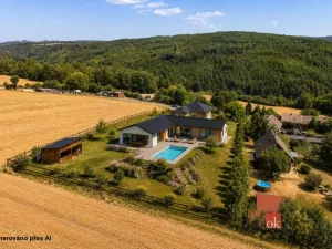 Prodej pozemku pro bydlení, Hromnice - Planá, 2039 m2