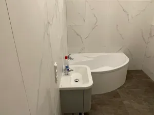 Prodej bytu 2+1, Příbram, náměstí J. A. Alise, 86 m2