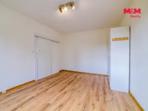 Pronájem bytu 1+1, Karlovy Vary - Rybáře, U Koupaliště, 36 m2