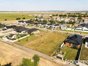 Prodej pozemku pro bydlení, Cvrčovice, 726 m2