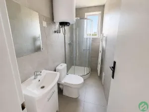 Pronájem atypického bytu, Praha - Břevnov, Na břevnovské pláni, 14 m2