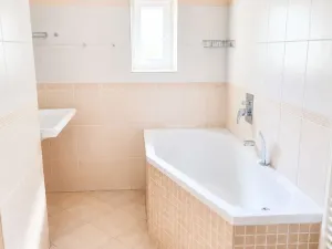 Pronájem bytu 3+kk, Praha - Písnice, Putimská, 88 m2