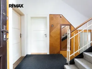 Prodej vícegeneračního domu, Praha - Vokovice, Půlkruhová, 385 m2