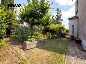 Prodej vícegeneračního domu, Praha - Vokovice, Půlkruhová, 385 m2