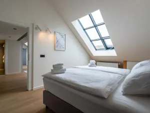 Prodej ubytování, Praha - Karlín, Prvního pluku, 62 m2