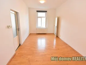 Pronájem bytu 1+kk, Praha - Vysočany, Freyova, 56 m2
