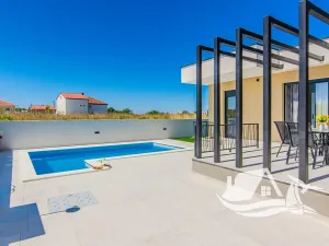 Prodej vily, Privlaka, Chorvatsko, 100 m2