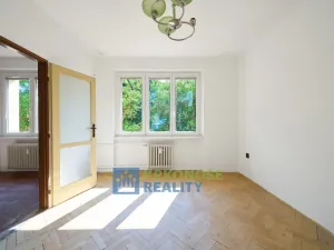 Prodej bytu 3+1, Trutnov - Kryblice, Vítězslava Nezvala, 66 m2