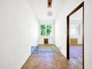 Prodej bytu 3+1, Trutnov - Kryblice, Vítězslava Nezvala, 66 m2