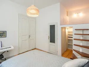 Pronájem bytu 2+kk, Praha - Žižkov, Ježkova, 43 m2