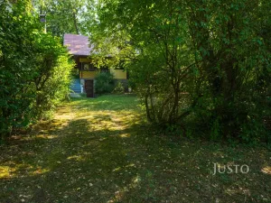 Prodej zahrady, Hluk, 563 m2