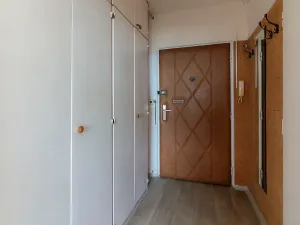 Pronájem bytu 1+kk, Praha - Kobylisy, Kyselova, 23 m2