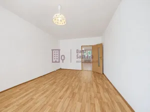 Pronájem bytu 2+1, Jindřichův Hradec - Jindřichův Hradec III, sídliště Vajgar, 65 m2