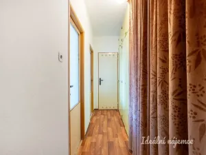 Pronájem bytu 3+1, Praha - Prosek, Jablonecká, 59 m2