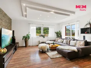 Prodej rodinného domu, Chuchelna, 290 m2