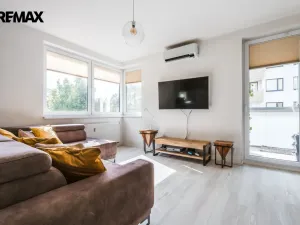 Pronájem bytu 3+kk, Praha - Střížkov, Makedonská, 68 m2